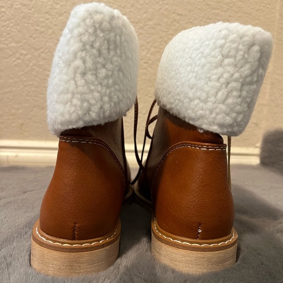 Faux leather and wool boots - Picture 3 of 8